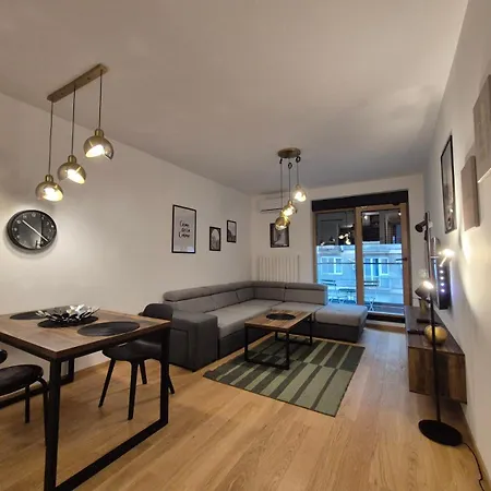 New Modern Lux With Free Garage *