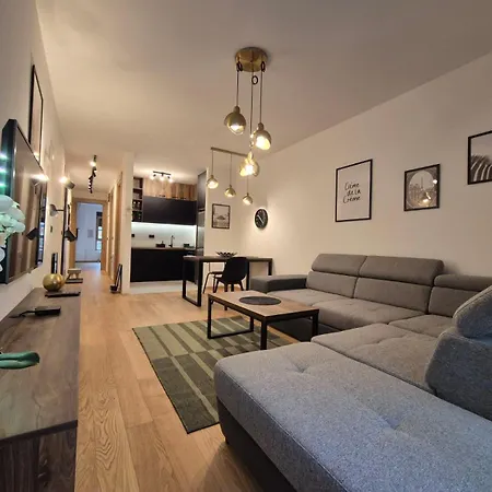 Apartment New Modern Lux With Free Garage